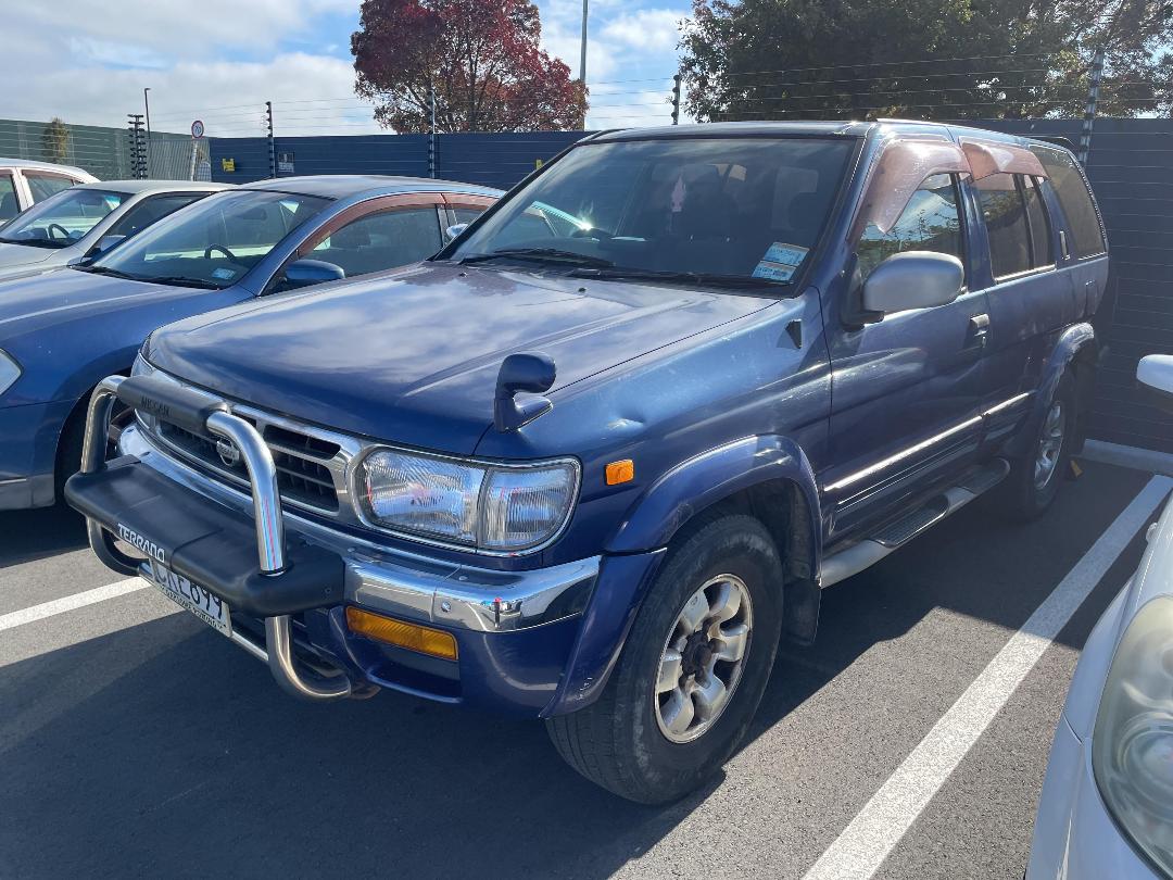 Photo '4' of Nissan Terrano