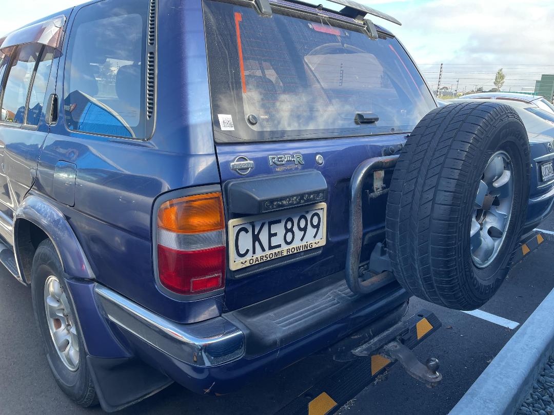 Photo '9' of Nissan Terrano