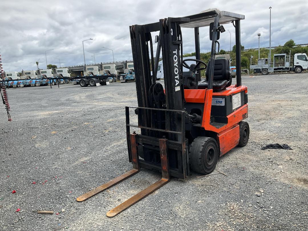 Photo '9' of Toyota 5FB18 Forklift