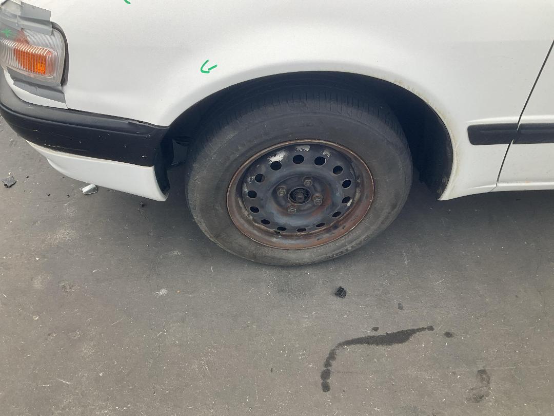 Photo '8' of Toyota Corolla