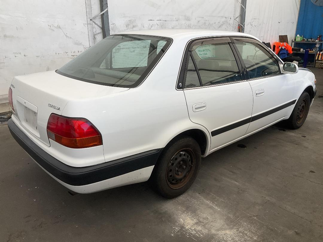 Photo '13' of Toyota Corolla