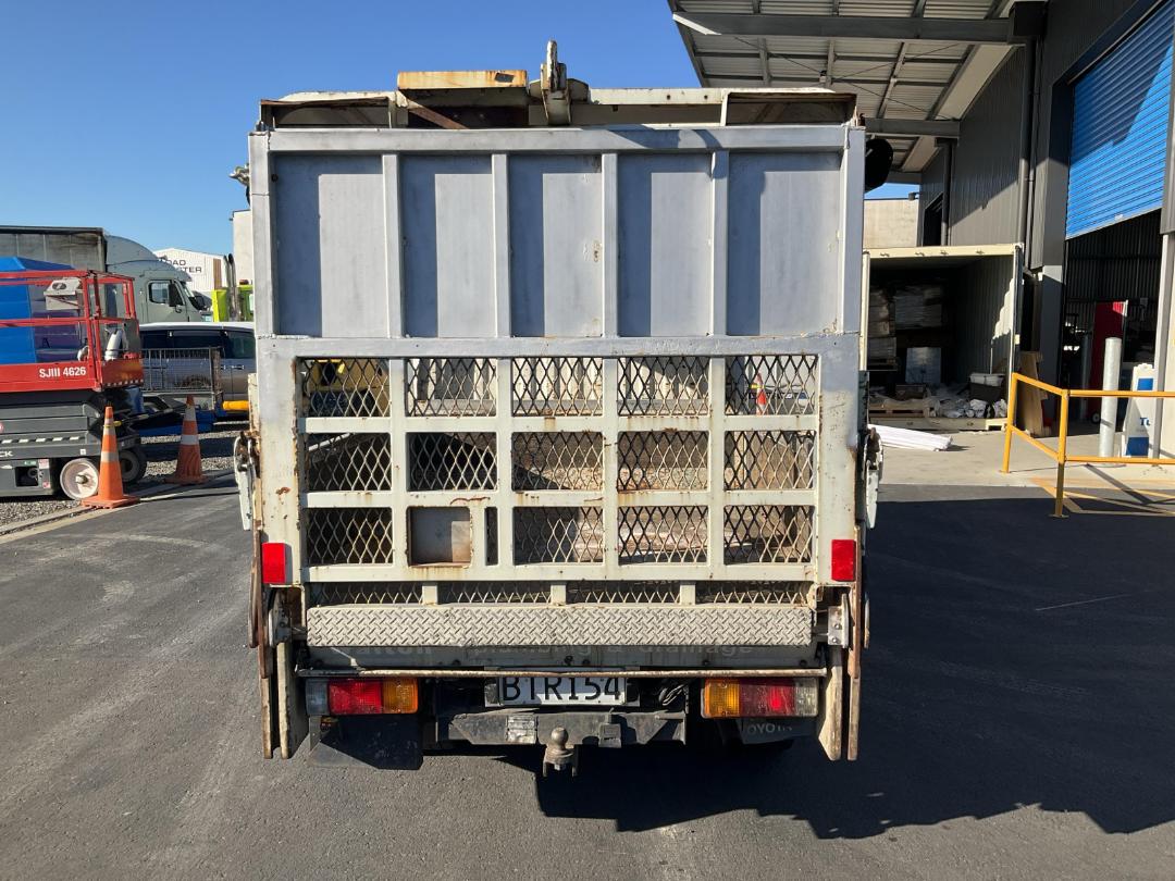 Photo '6' of Toyota Dyna Flat Deck