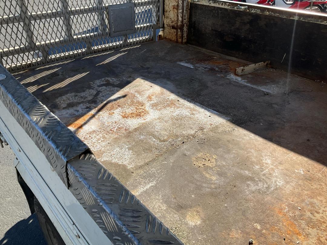 Photo '28' of Toyota Dyna Flat Deck