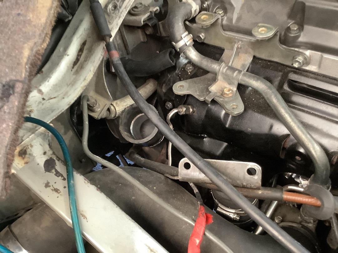 Photo '13' of Toyota Hiace Super Custom Photo '13' of Toyota Hiace Super Custom