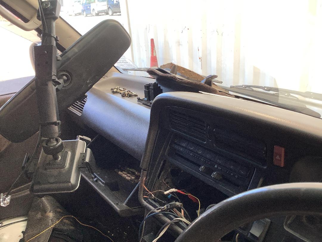 Photo '20' of Toyota Hiace Super Custom Photo '20' of Toyota Hiace Super Custom