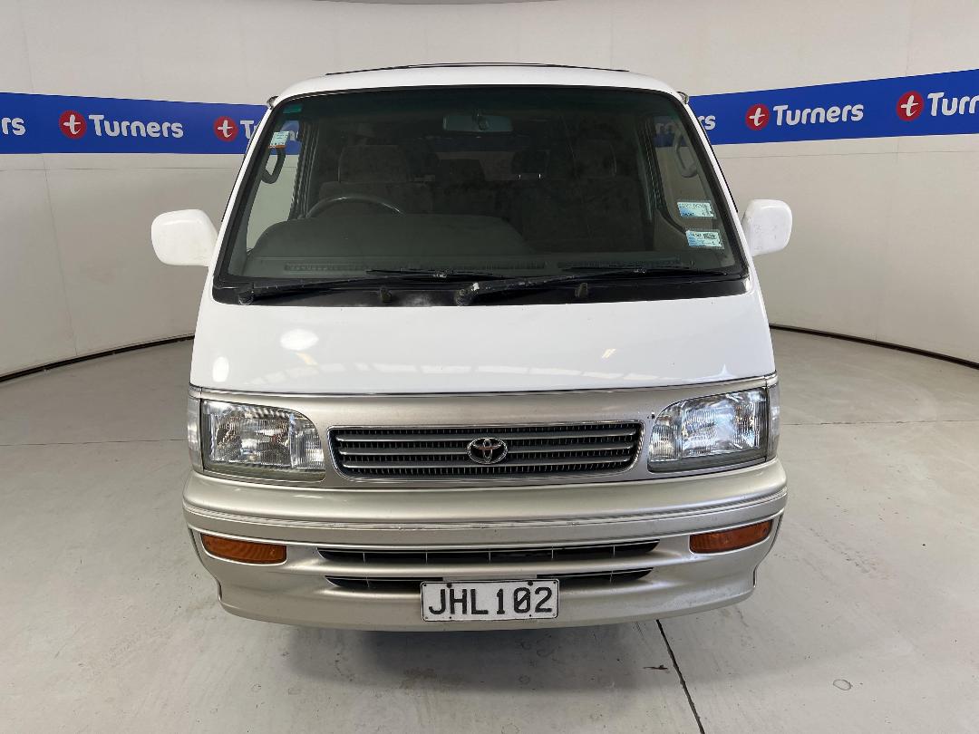 Photo '2' of Toyota Hiace