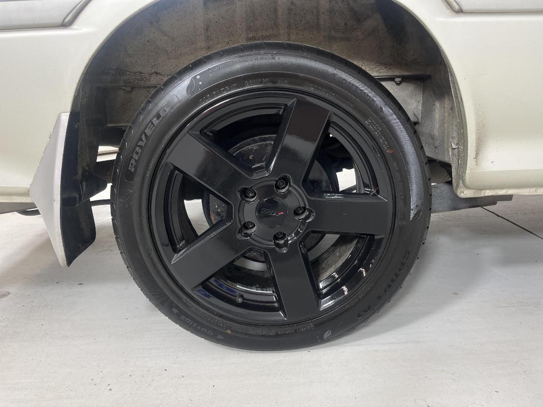 Photo '12' of Toyota Hiace