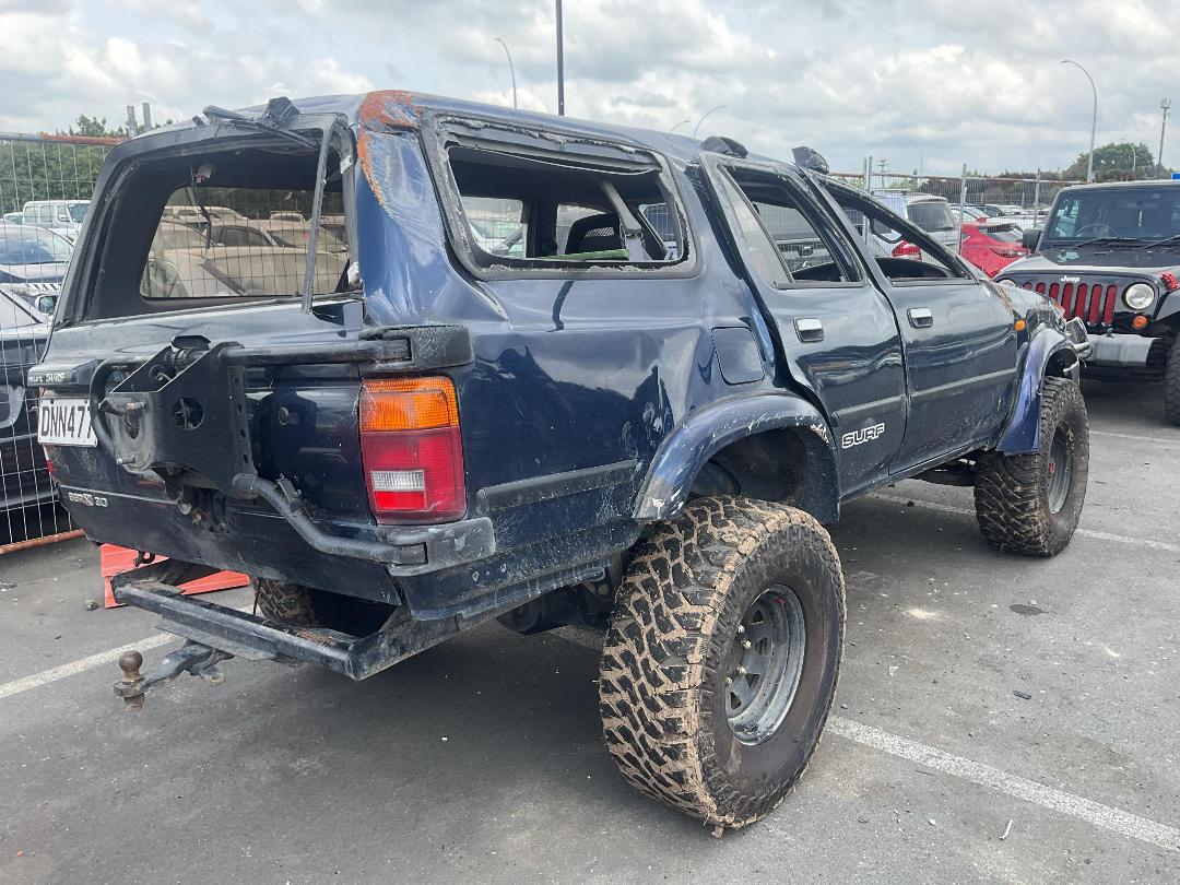 Photo '4' of Toyota Hilux Surf Photo '4' of Toyota Hilux Surf