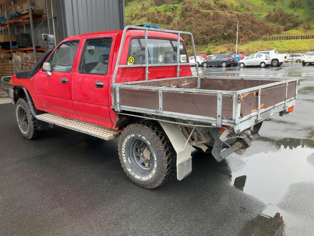 Photo '5' of Toyota Hilux DCB