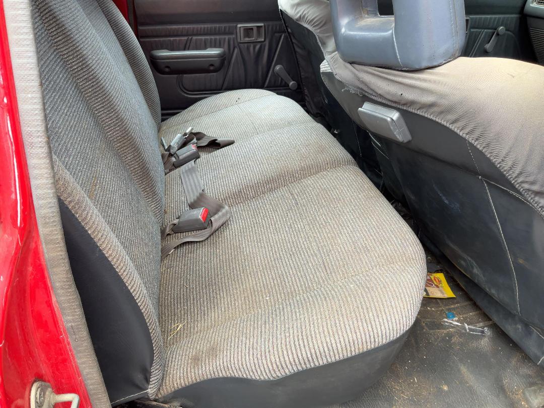 Photo '21' of Toyota Hilux DCB