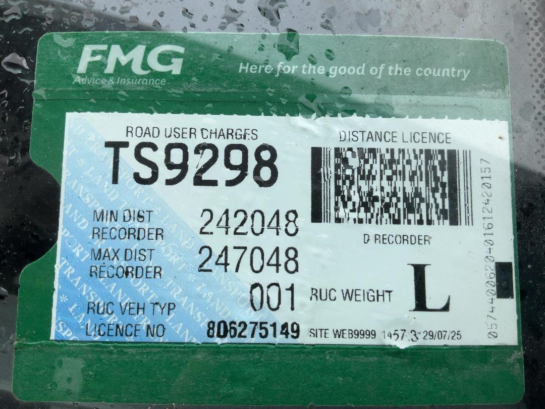 Photo '28' of Toyota Hilux DCB