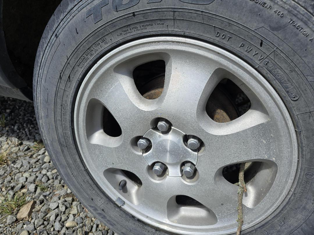 Photo '11' of Toyota Rav4