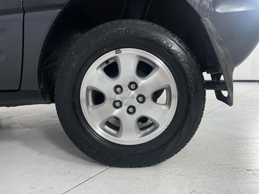 Photo '11' of Toyota Rav4 Photo '11' of Toyota Rav4