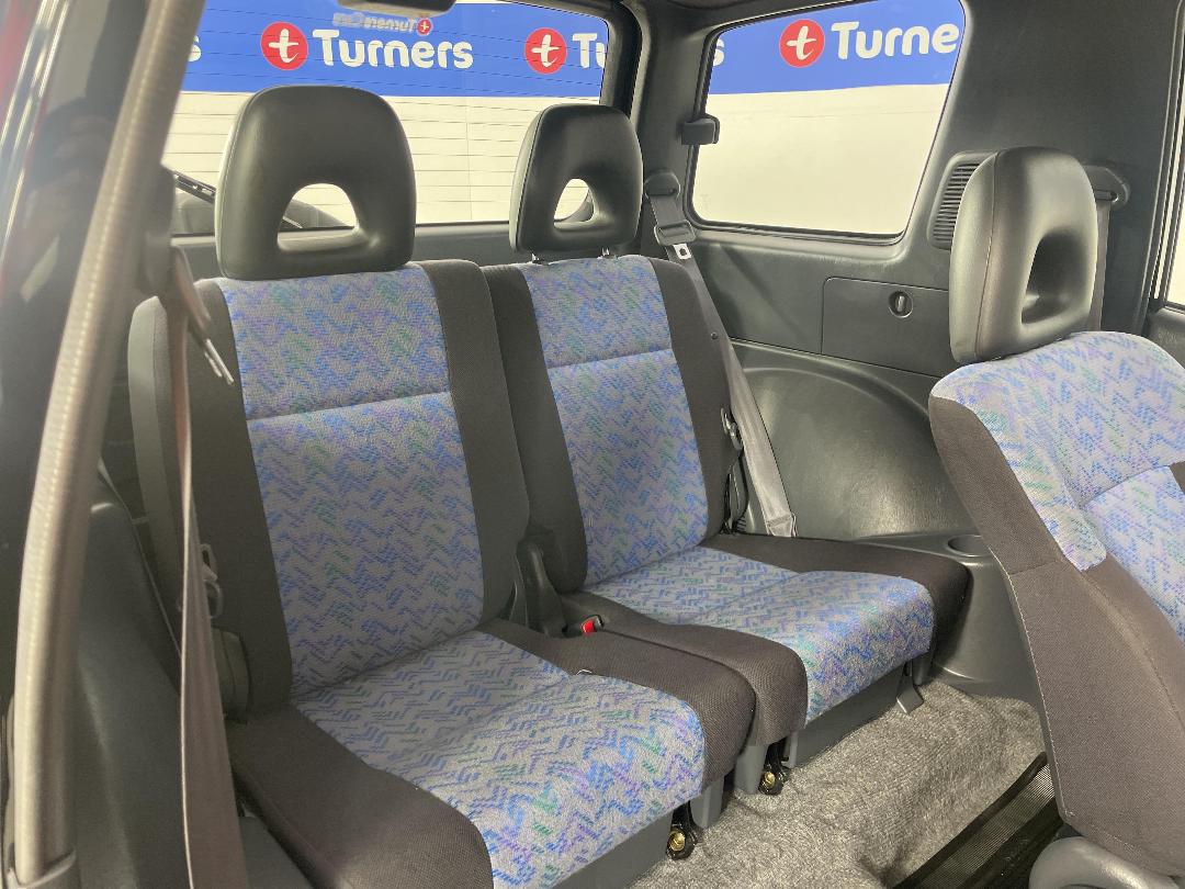 Photo '19' of Toyota Rav4 Photo '19' of Toyota Rav4