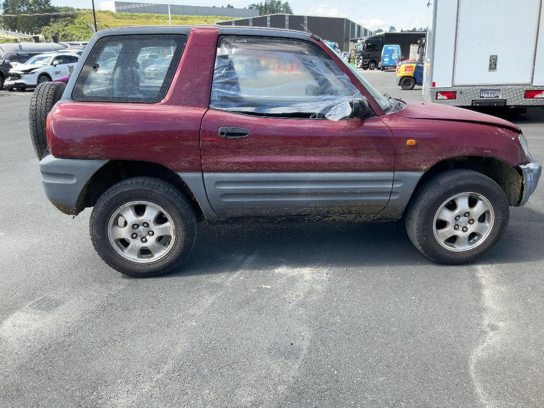 Photo '8' of Toyota Rav4 L