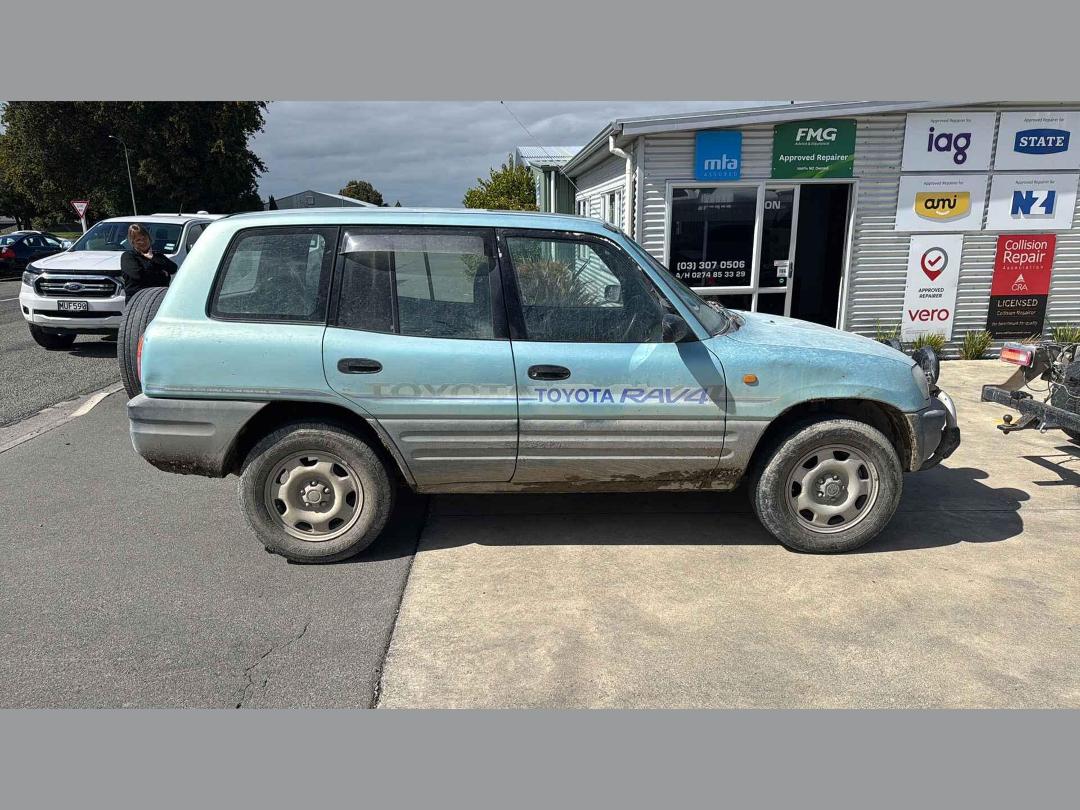 Photo '6' of Toyota Rav4