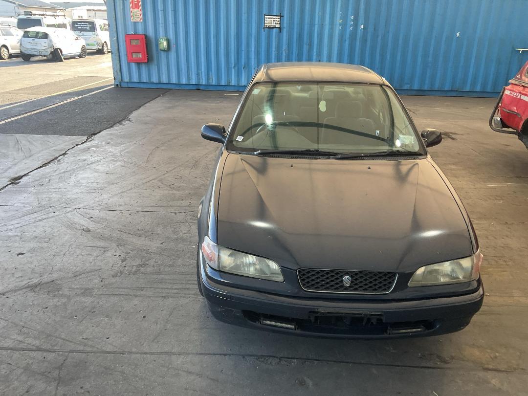 Photo '4' of Toyota Sprinter SE Vintage