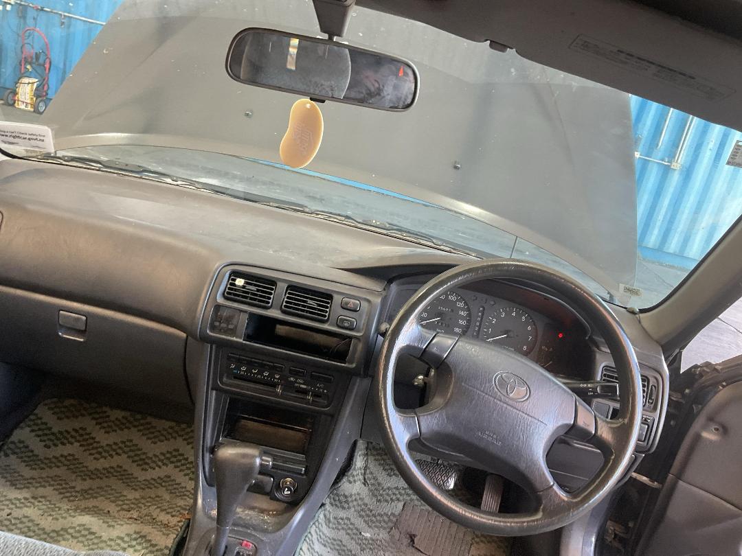 Photo '21' of Toyota Sprinter SE Vintage