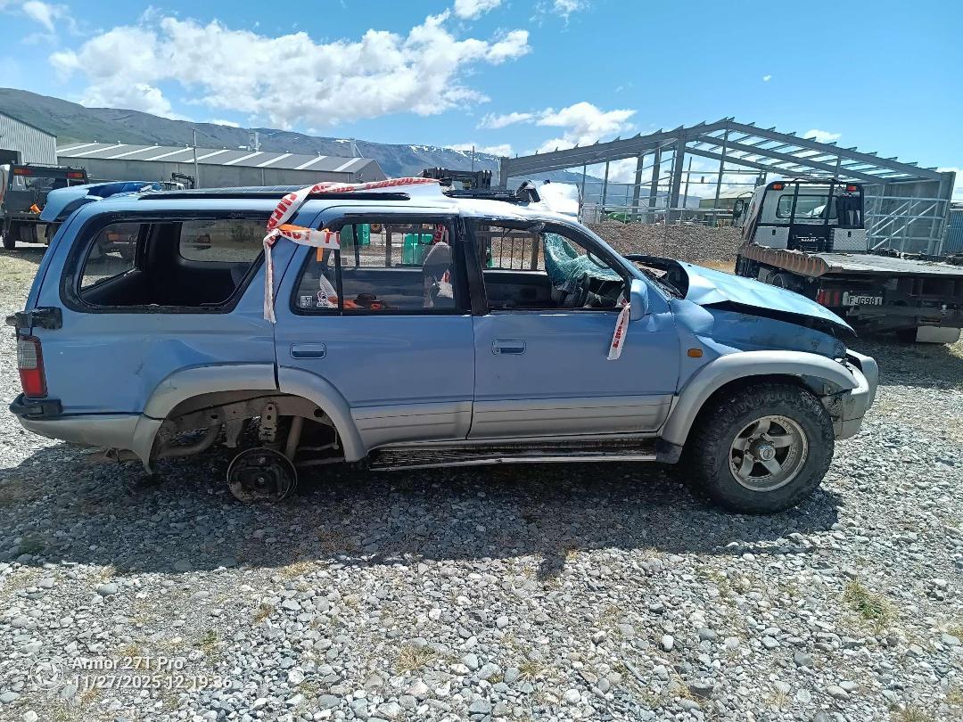 Photo '2' of Toyota Surf Photo '2' of Toyota Surf