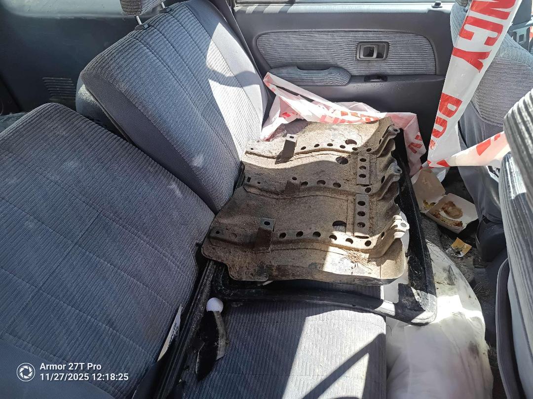 Photo '12' of Toyota Surf Photo '12' of Toyota Surf