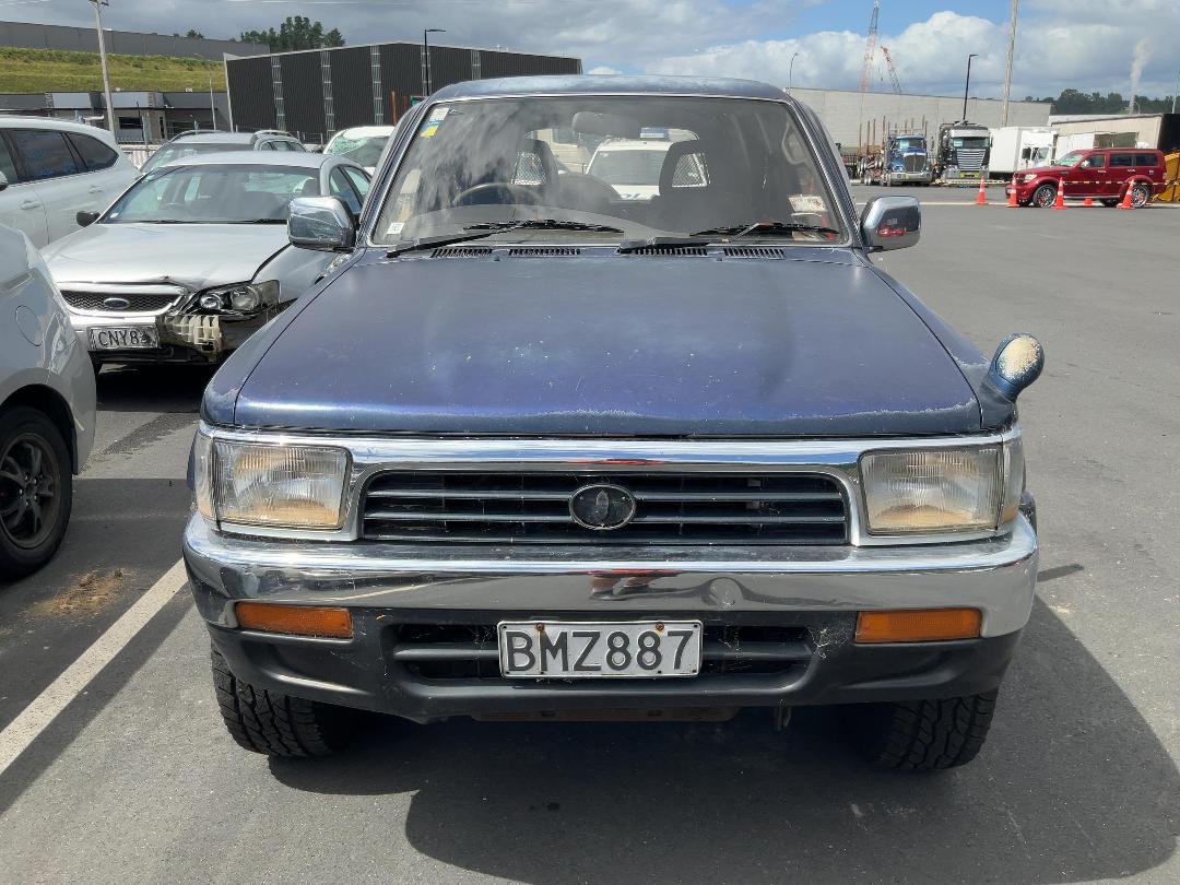 Photo '2' of Toyota Surf