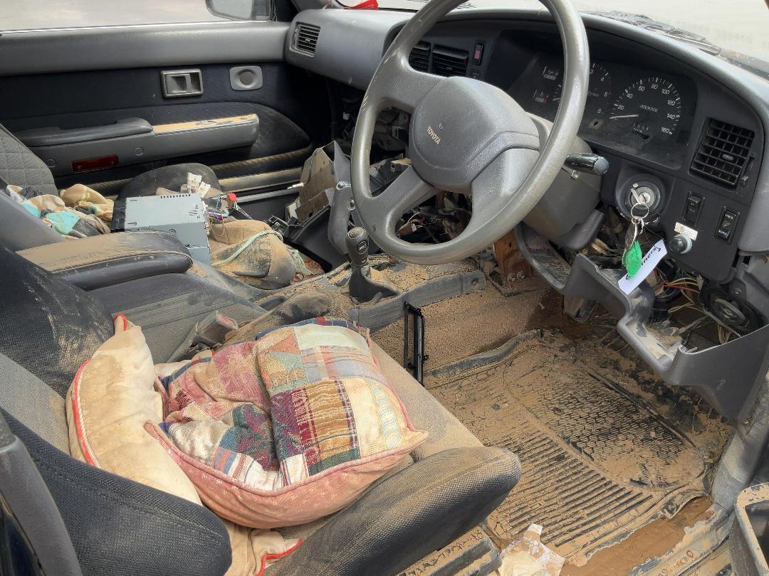 Photo '15' of Toyota Surf