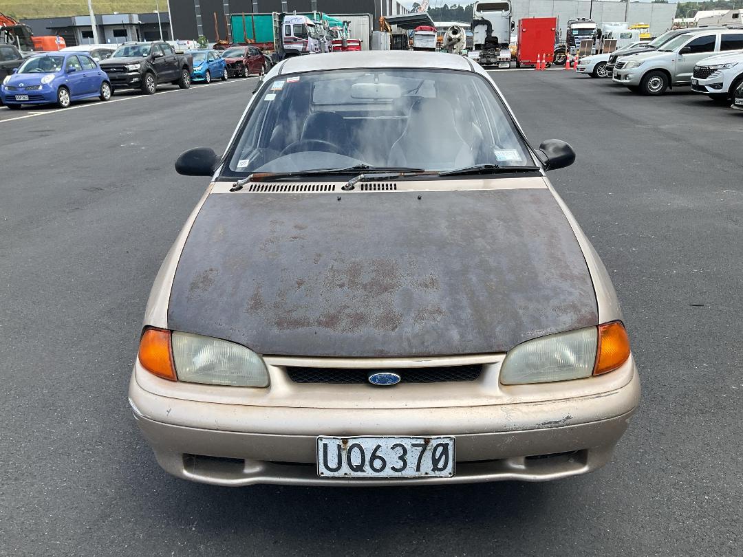 Photo '2' of Ford Festiva Glxi Photo '2' of Ford Festiva Glxi