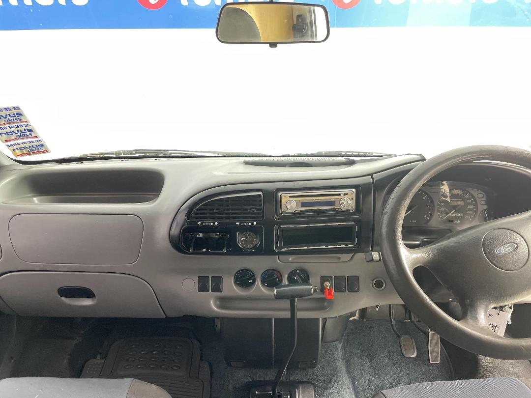 Photo '17' of Ford Transit