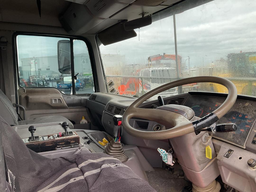 Photo '11' of HINO FS 1KLKD Tipper