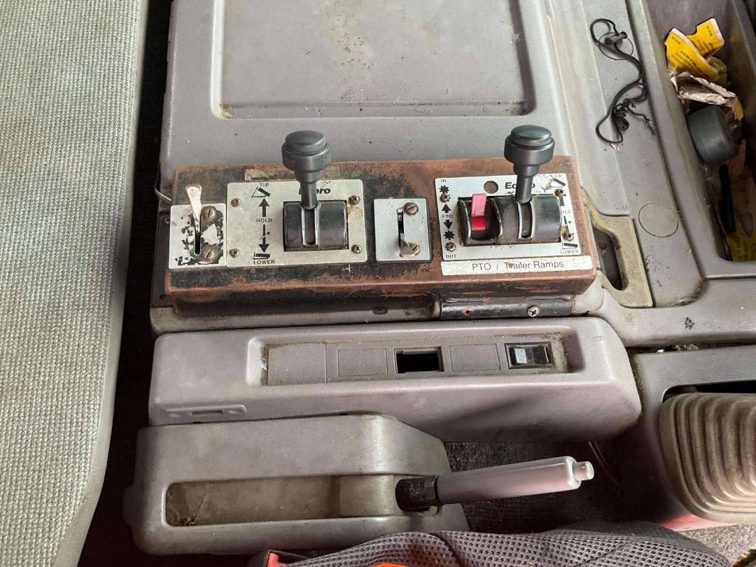 Photo '16' of HINO FS 1KLKD Tipper