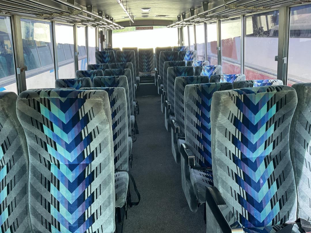 Photo '16' of Hino Rainbow Bus Photo '16' of Hino Rainbow Bus