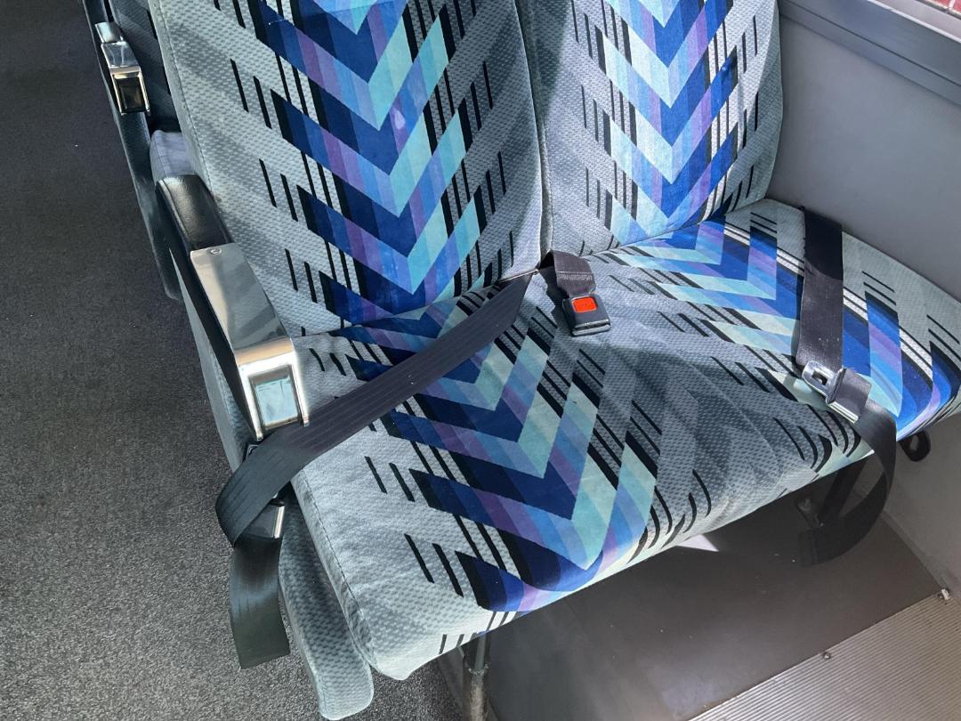 Photo '18' of Hino Rainbow Bus Photo '18' of Hino Rainbow Bus