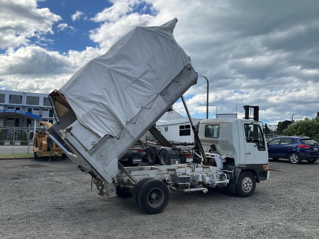 Photo '16' of Hino Ranger FC2J Tipper