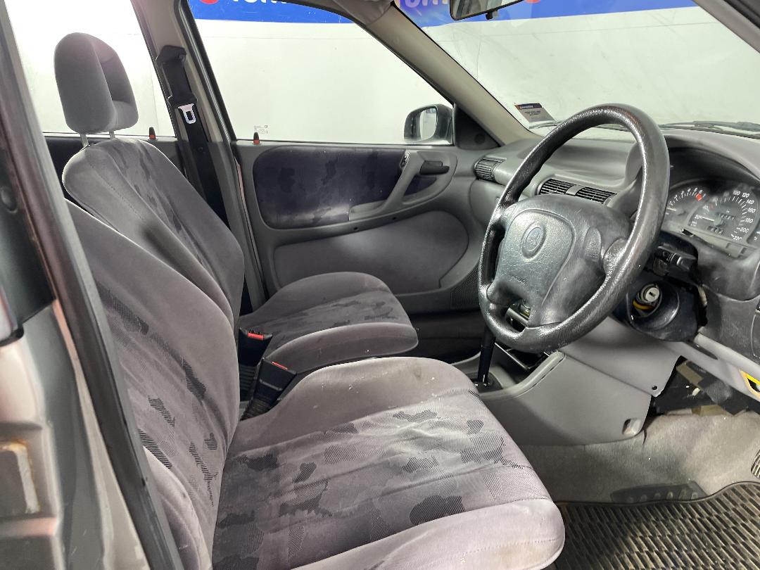 Photo '16' of Holden Astra