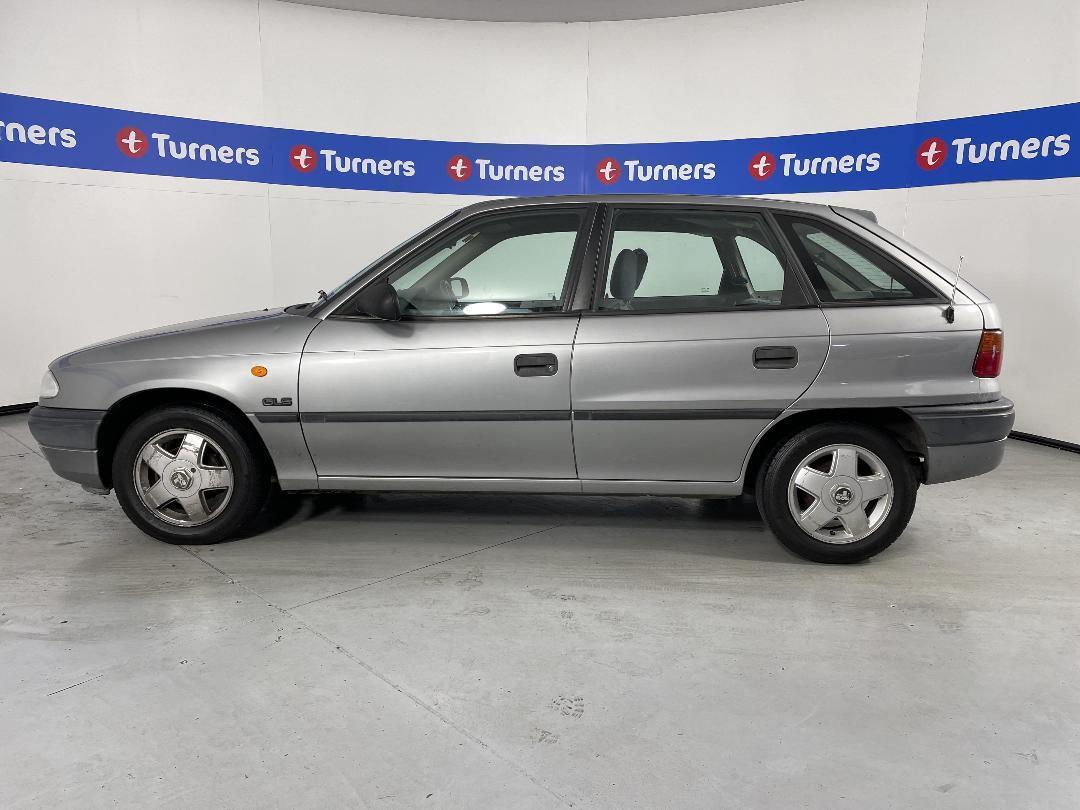 Photo '22' of Holden Astra GLS