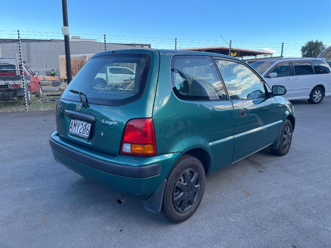 Photo '7' of Honda Logo