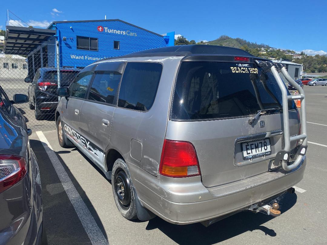 Photo '3' of Honda Odyssey