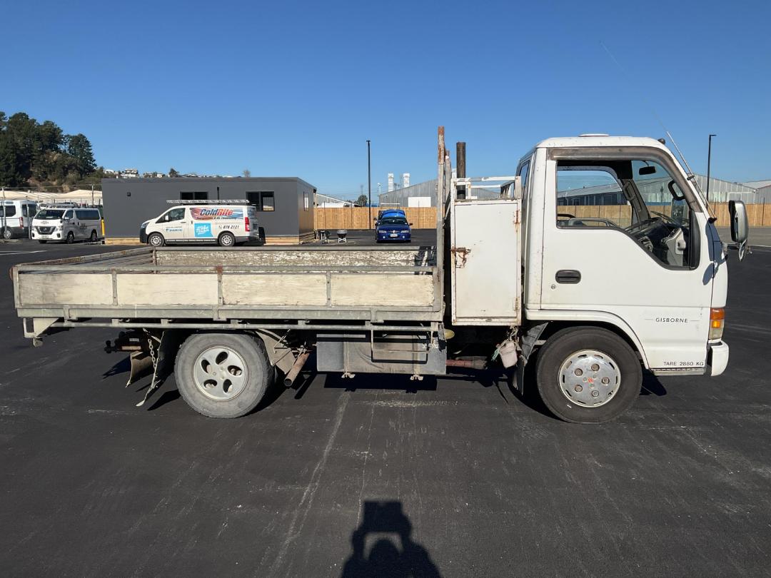 Photo '4' of Isuzu ELF 250 NKR71 TIPPER Tipper