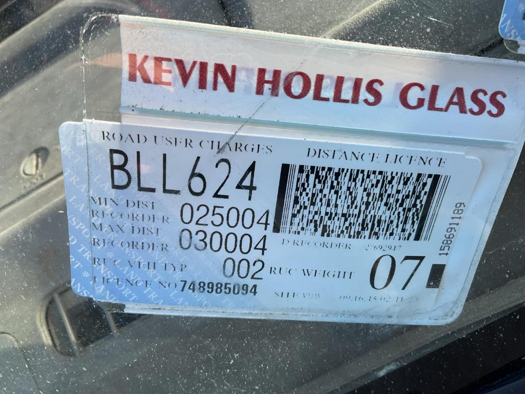 Photo '30' of Isuzu ELF 250 NKR71 TIPPER Tipper