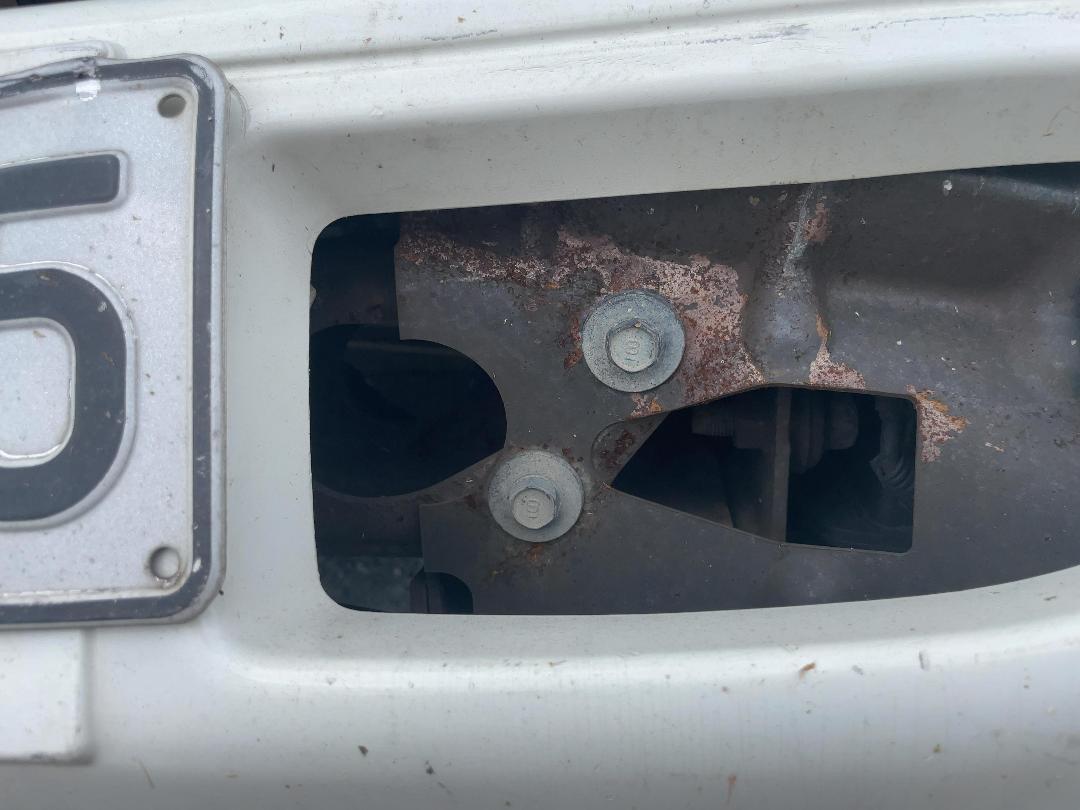 Photo '23' of Isuzu ELF 4x2 Flat Deck