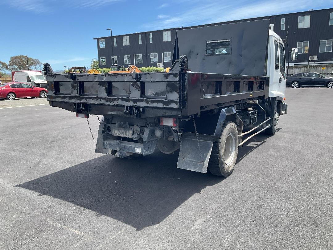 Photo '6' of Isuzu Forward Tipper Photo '6' of Isuzu Forward Tipper