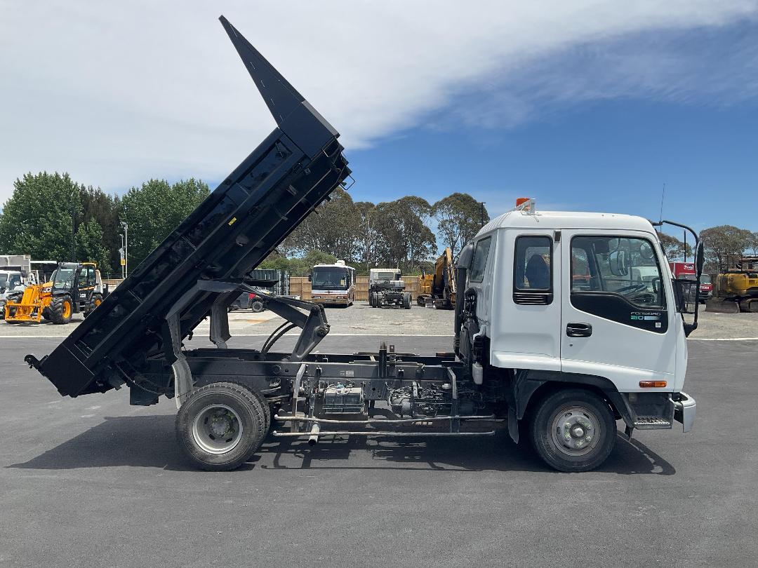 Photo '4' of Isuzu Forward Tipper Photo '4' of Isuzu Forward Tipper