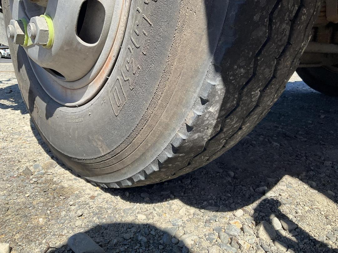 Photo '32' of Isuzu Forward Tipper Photo '32' of Isuzu Forward Tipper