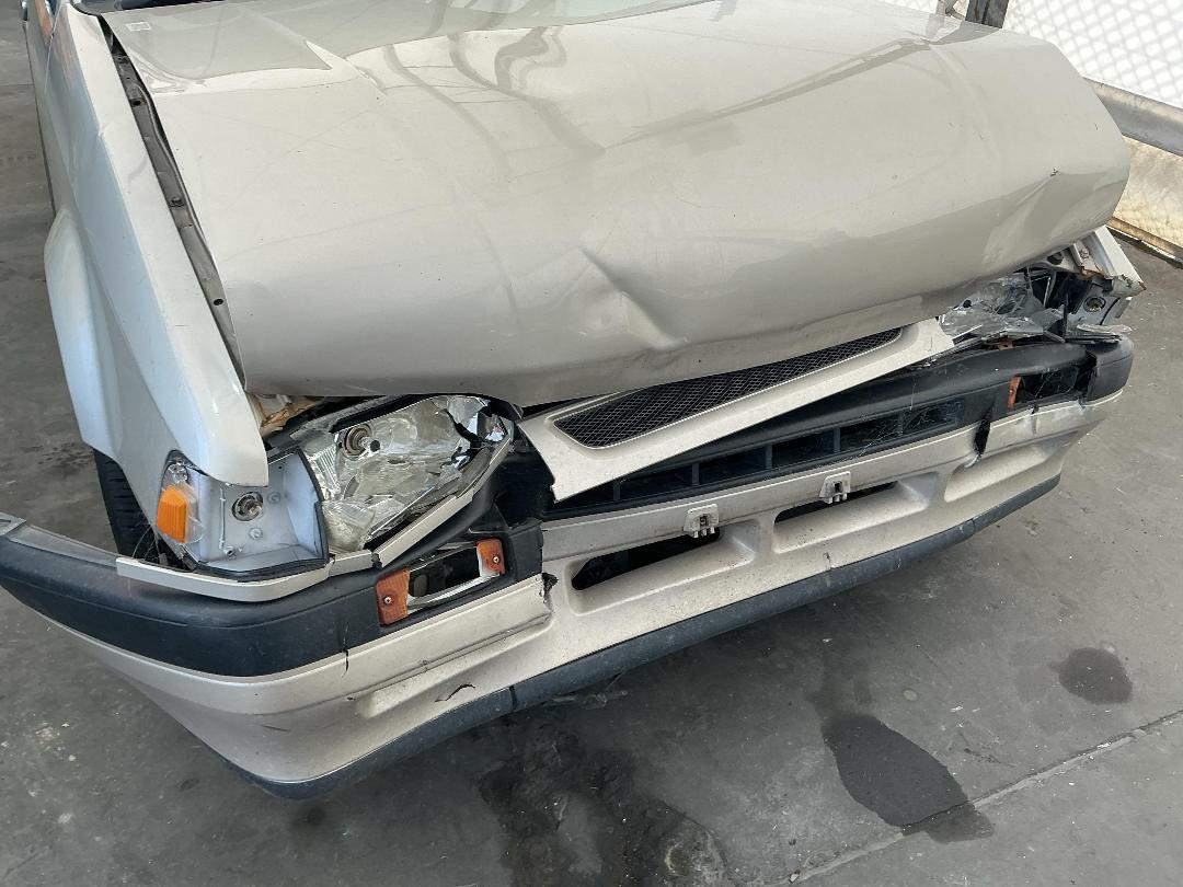 Photo '4' of Mazda 323 GLX