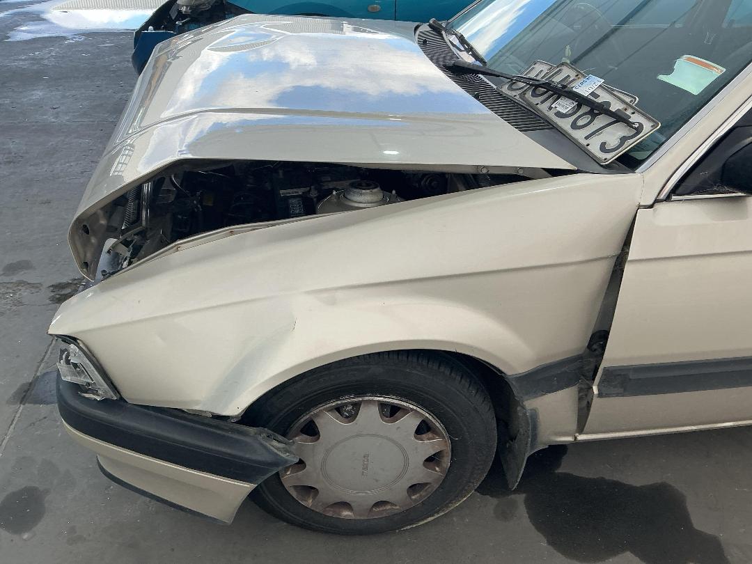 Photo '10' of Mazda 323 GLX