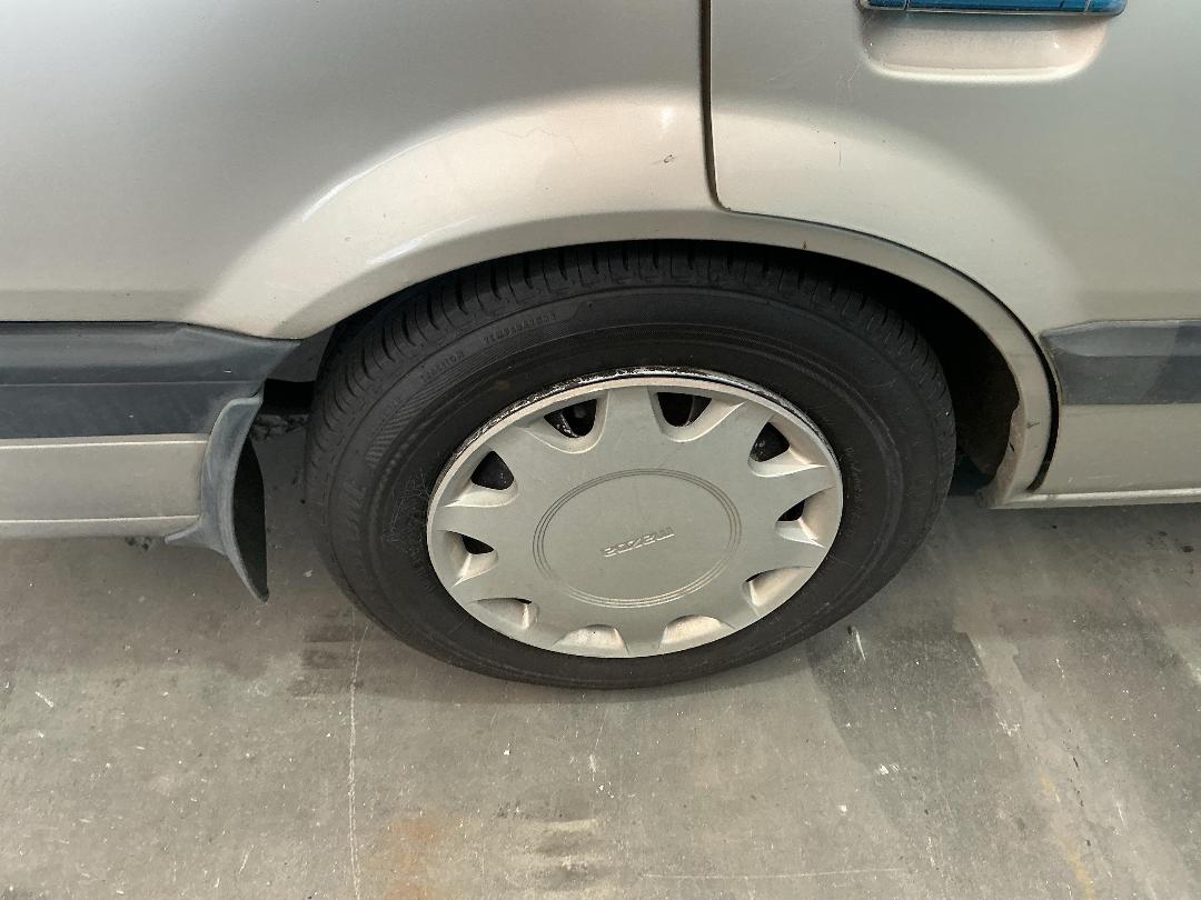 Photo '20' of Mazda 323 GLX