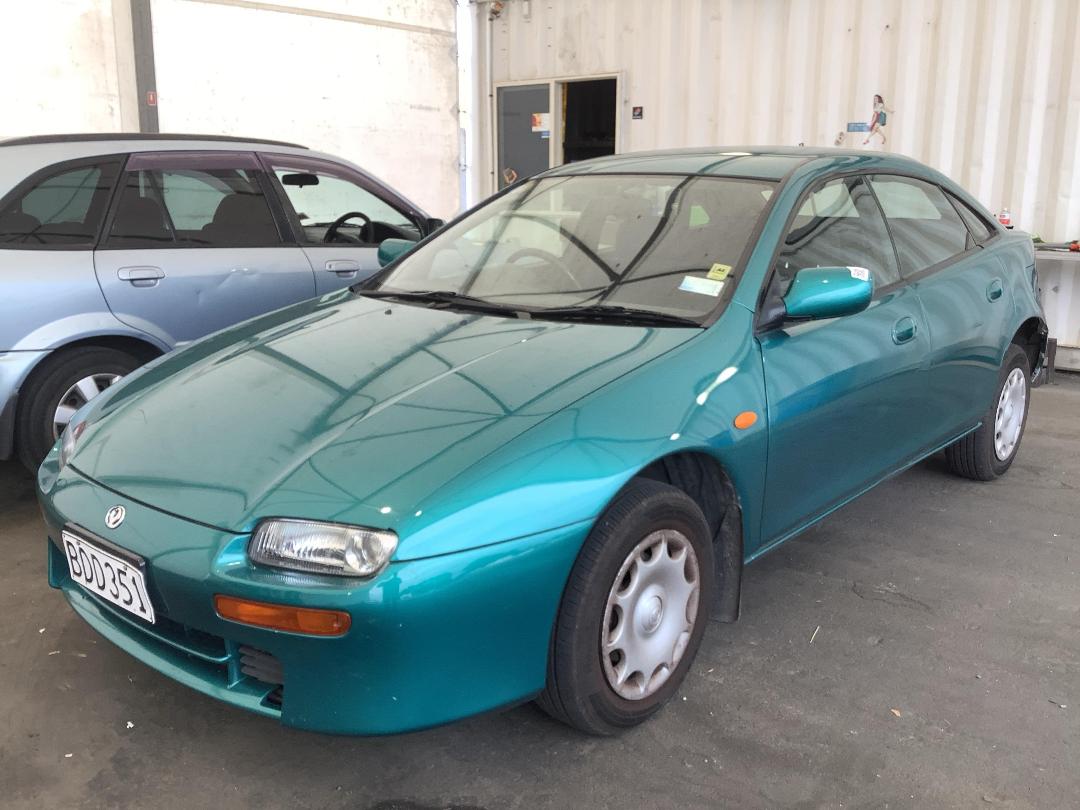 Photo '3' of Mazda Lantis