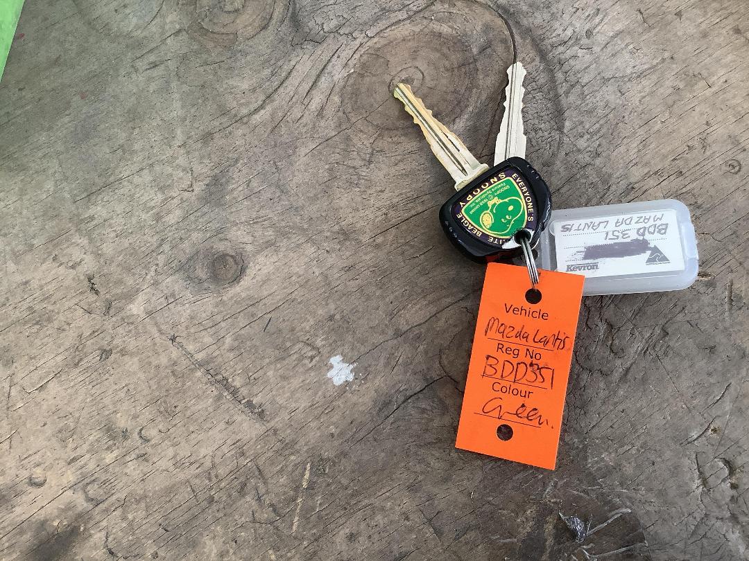 Photo '17' of Mazda Lantis