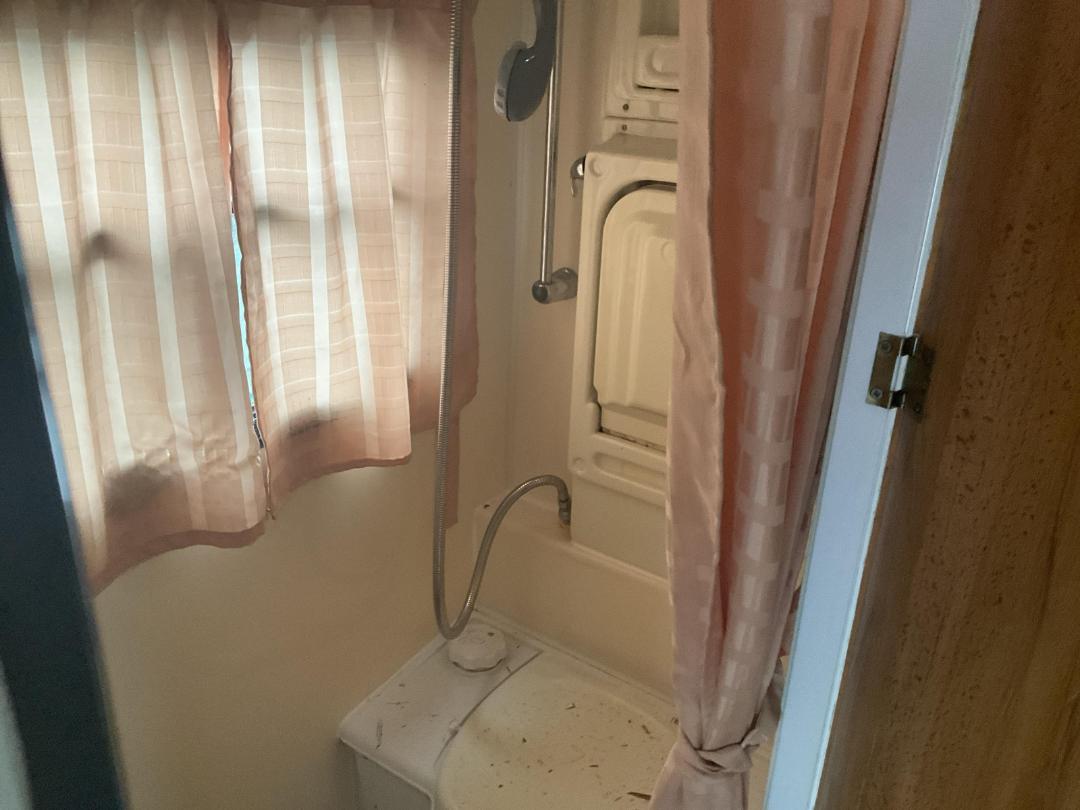 Photo '7' of Mazda T3500 CAB CHASSIS 3.5 TON Motorhome Photo '7' of Mazda T3500 CAB CHASSIS 3.5 TON Motorhome