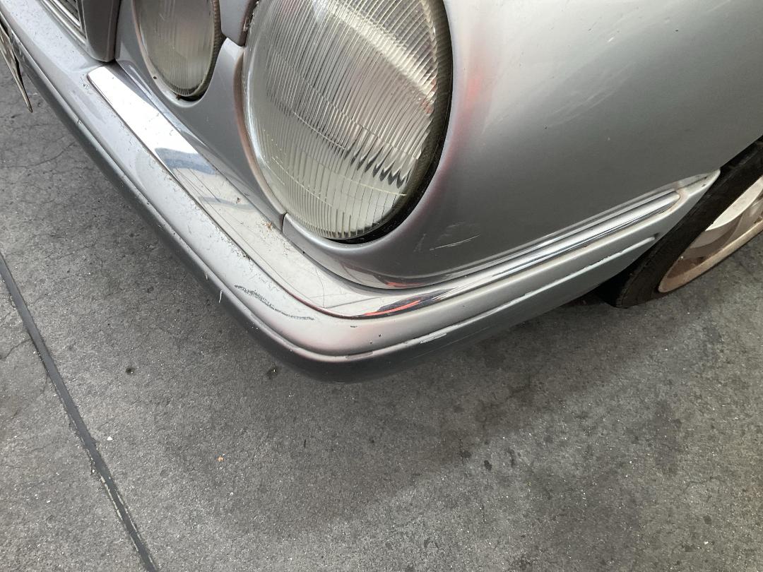 Photo '21' of Mercedes-Benz E200